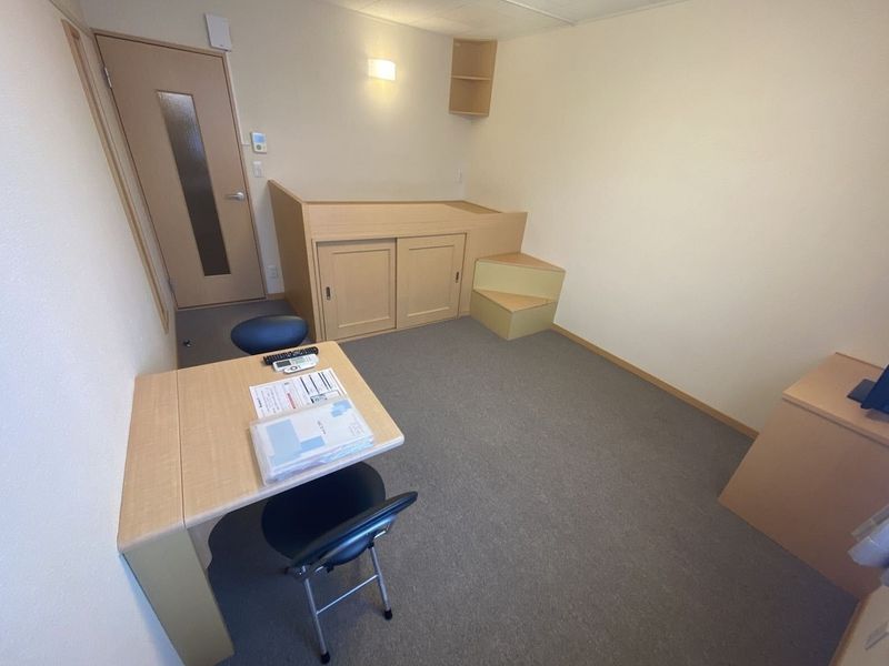 LEONEXT Moto Ueda East Living room