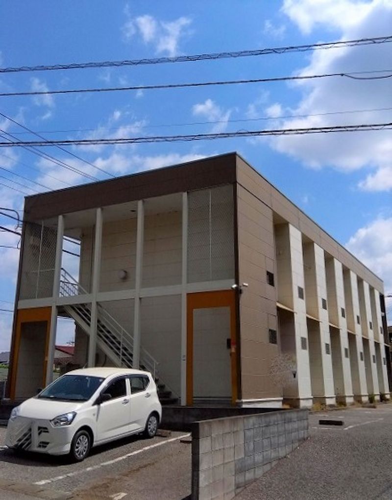 レオパレスアムールハウス 外観