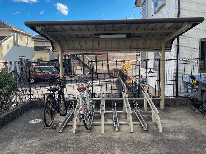 レオネクストイーストオーシャン 駐車場