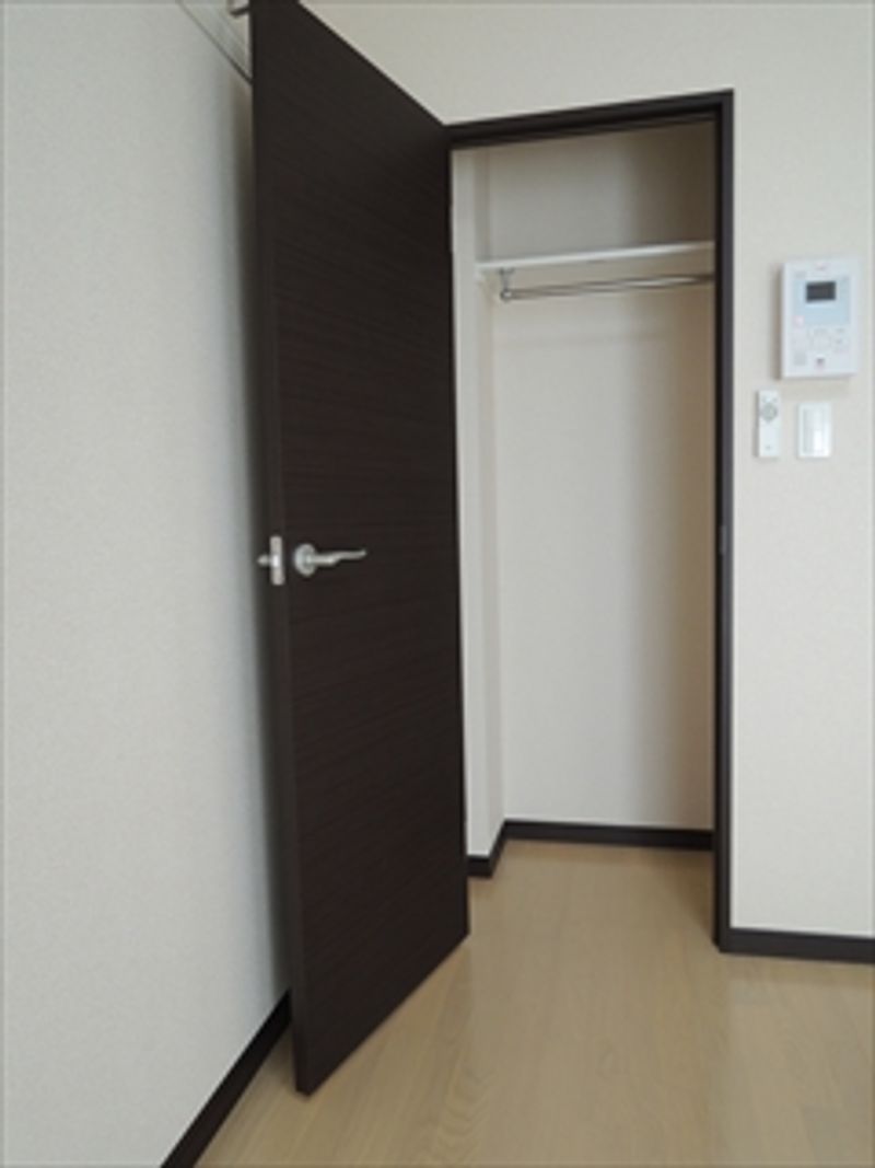 レオネクストＭＩＮＡＴＯ 収納