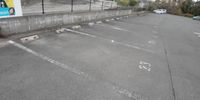 レオパレス稲荷町 駐車場