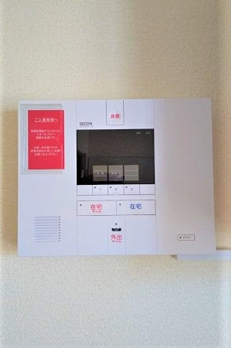 レオパレスレヴ　メゾン セキュリティ