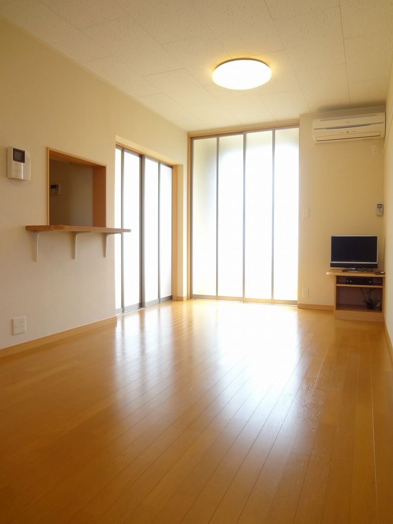レオパレスドリームライフ 居間