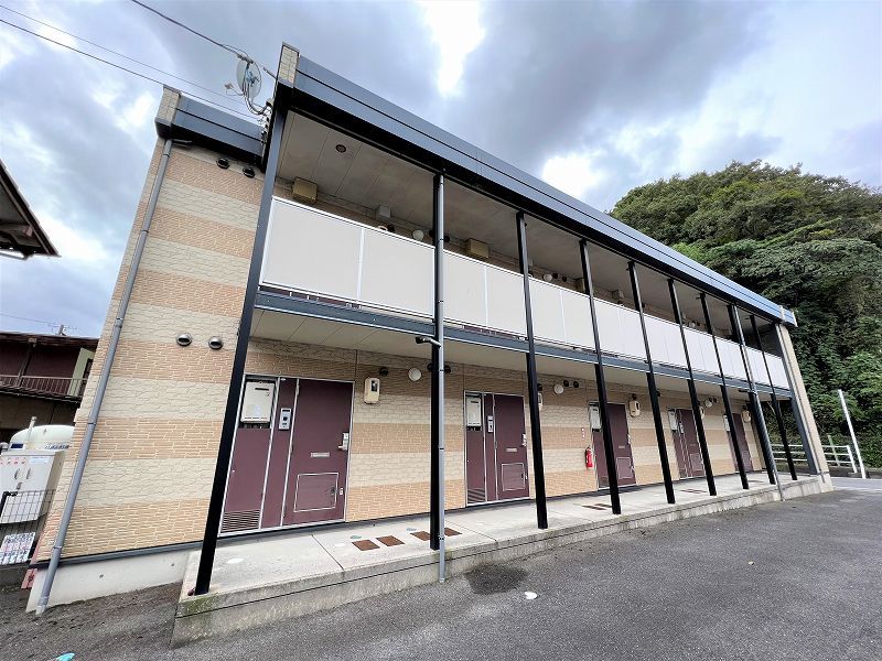 レオパレスシャンボール 外観