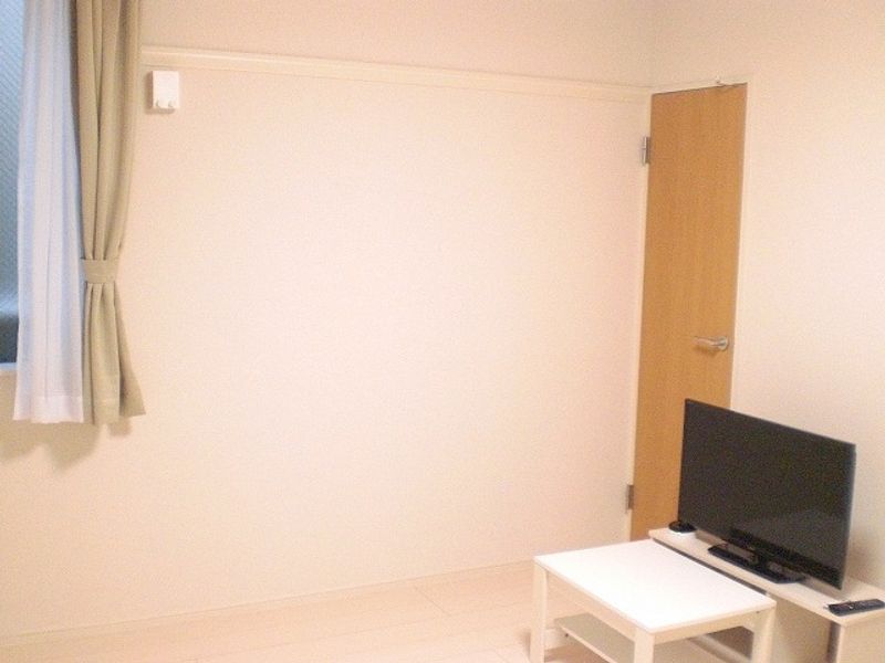 CLEINO Hiruma Living room