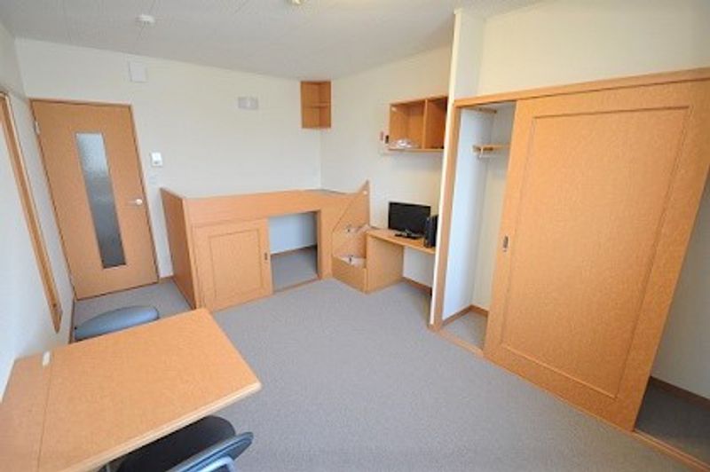 レオパレスハルスウィート 収納