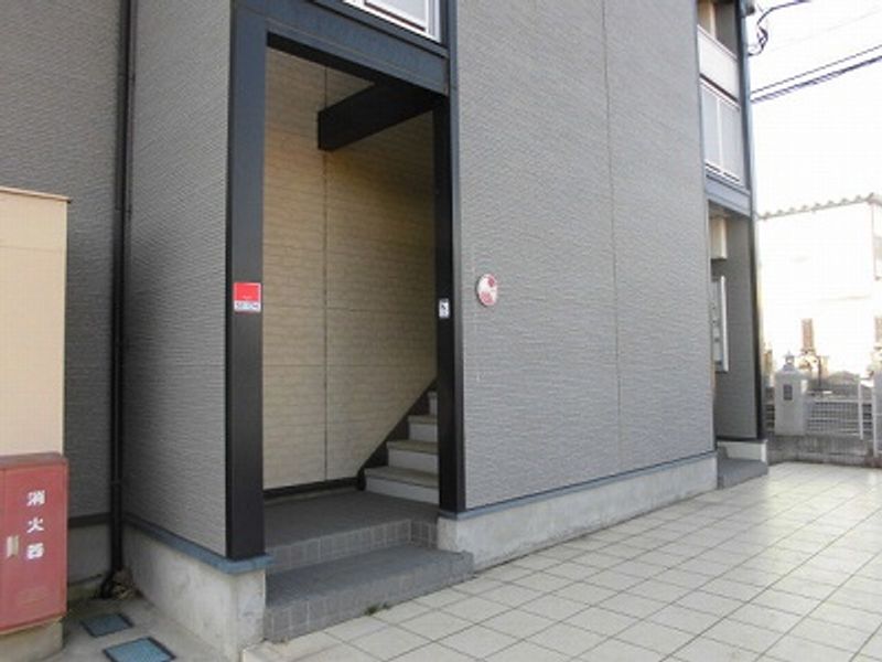 レオパレス陽光　茂原２ エントランス