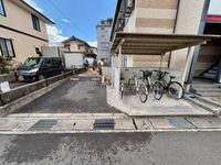 レオパレスＺＥＲＯ 駐車場