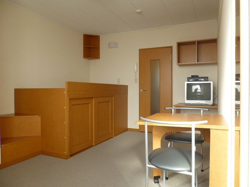 レオパレスシュプール 寝室