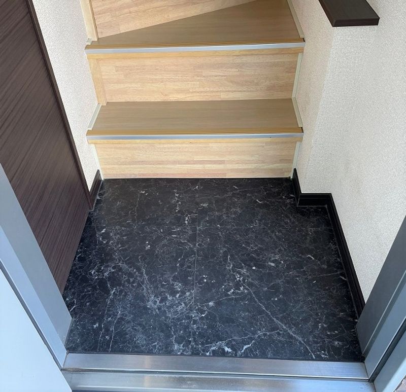 レオネクストファンタジア五香 玄関