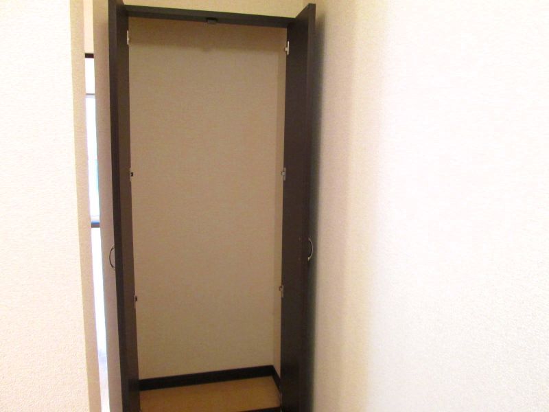 レオネクストスム 収納