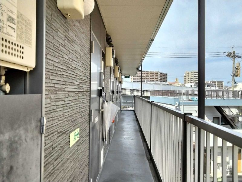 レオパレスサザンカ その他