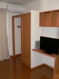 レオパレストスカーナ 収納