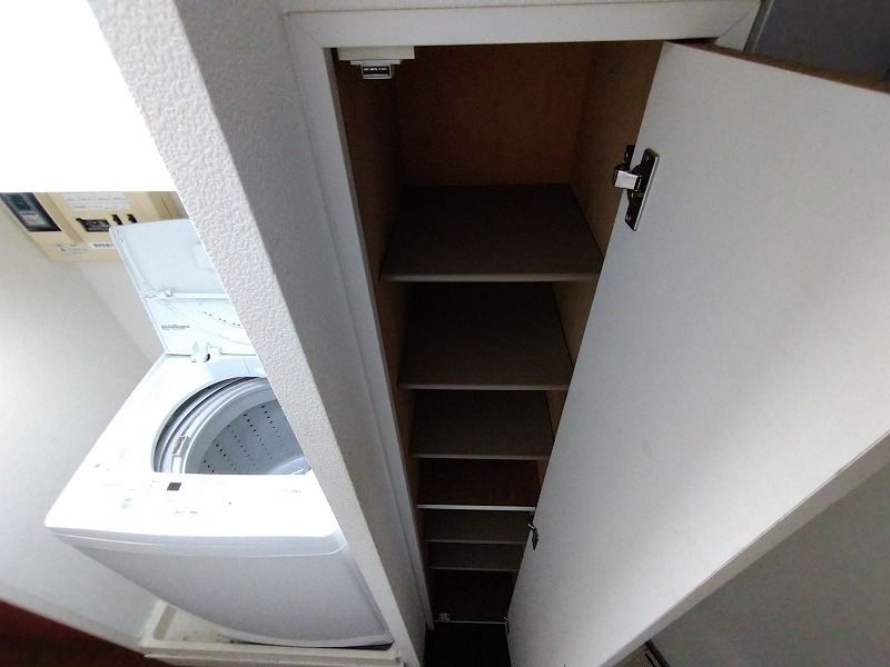 レオパレスコンフォート 玄関