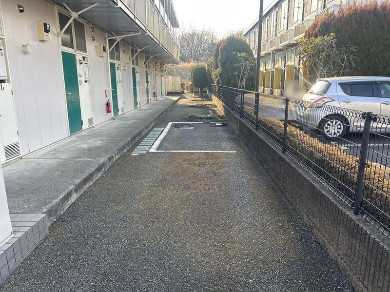 レオパレスメエガ 駐車場