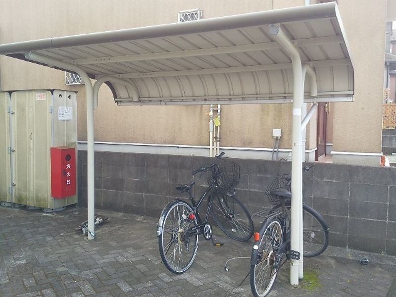 レオパレス白山 共用部分