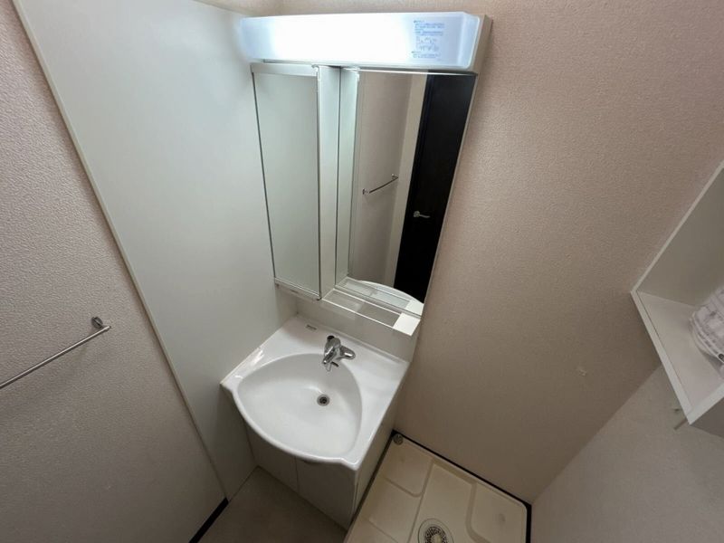 レオネクスト北鴻巣 undefined