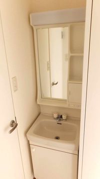 レオパレスヴィレッジ 洗面台
