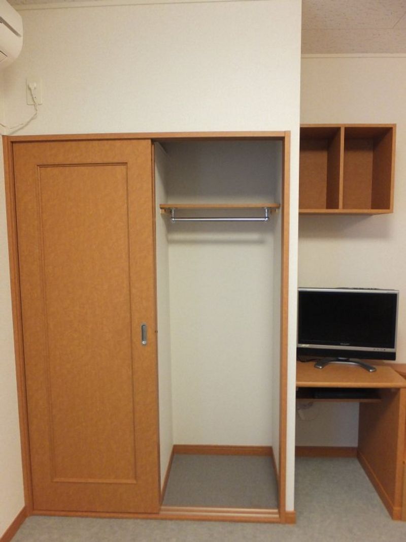 レオパレスはざま 収納