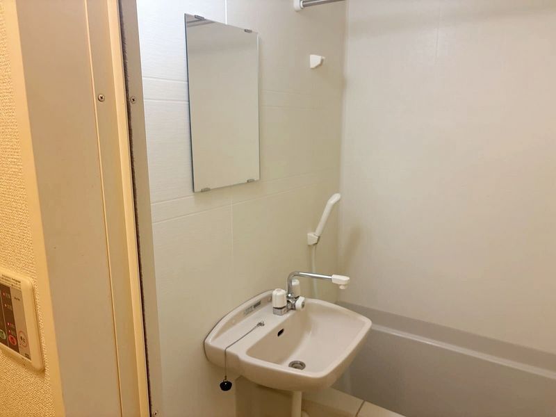 レオパレスラポールⅠ 洗面台