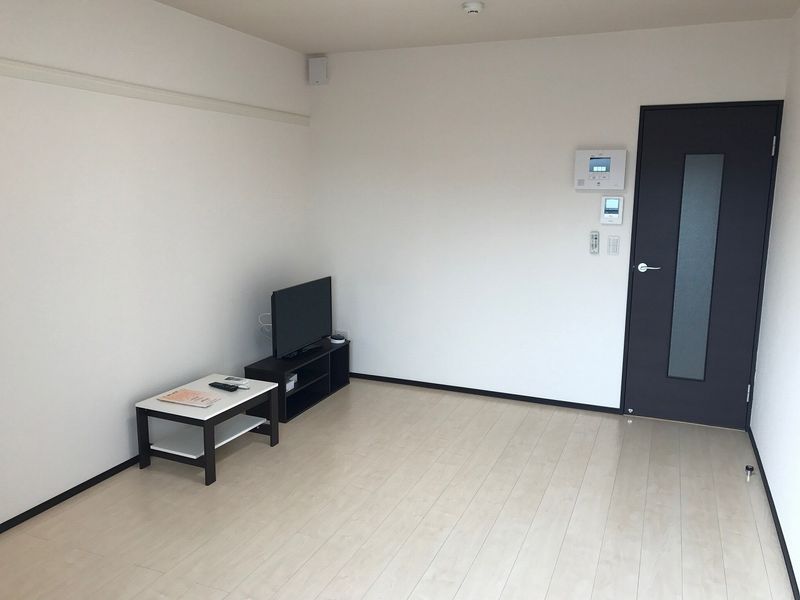 クレイノ八重 居間