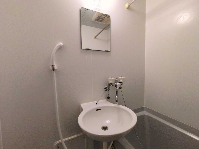 レオパレスエメラルド 洗面台