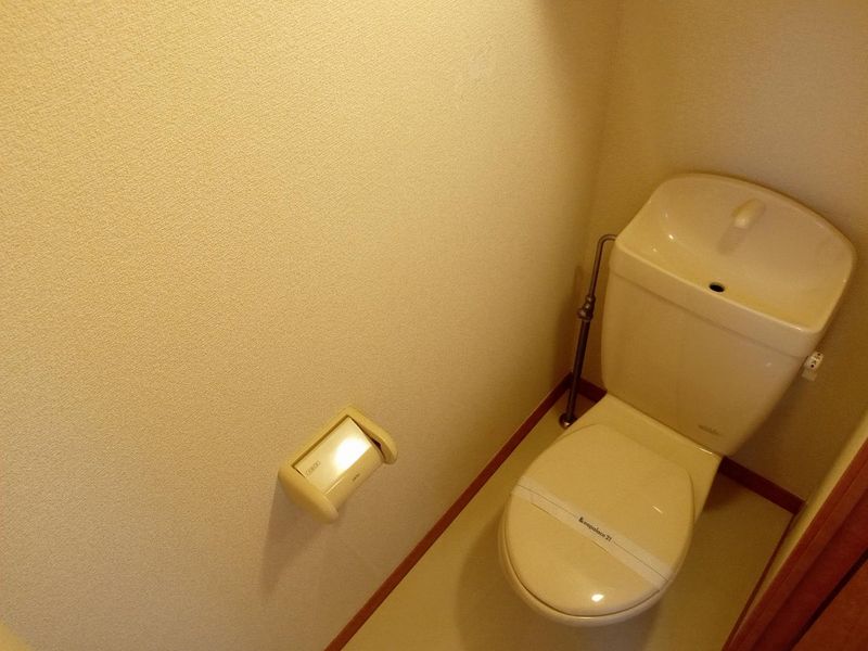 レオパレスＴＯＫＵＷＡⅠ トイレ