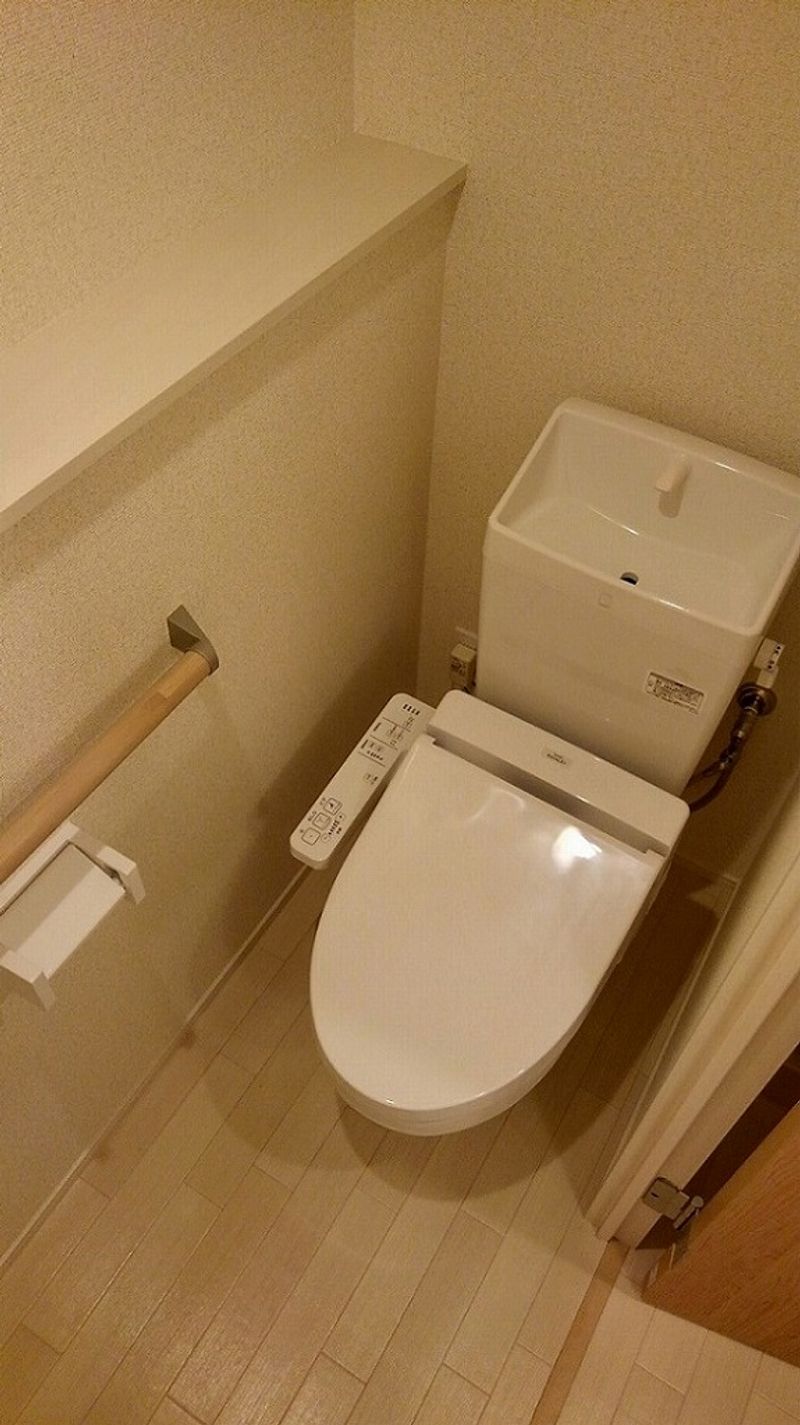 クレイノグローリアⅣ トイレ