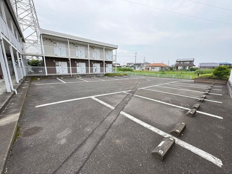 レオパレスＳＡＫＵＲＡ　Ⅰ 駐車場