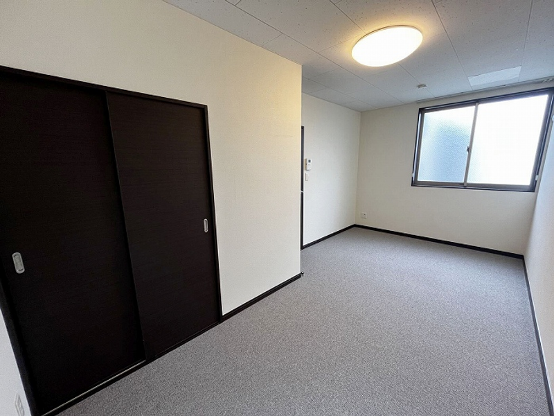 レオネクストエテルノセラ３号館 居間