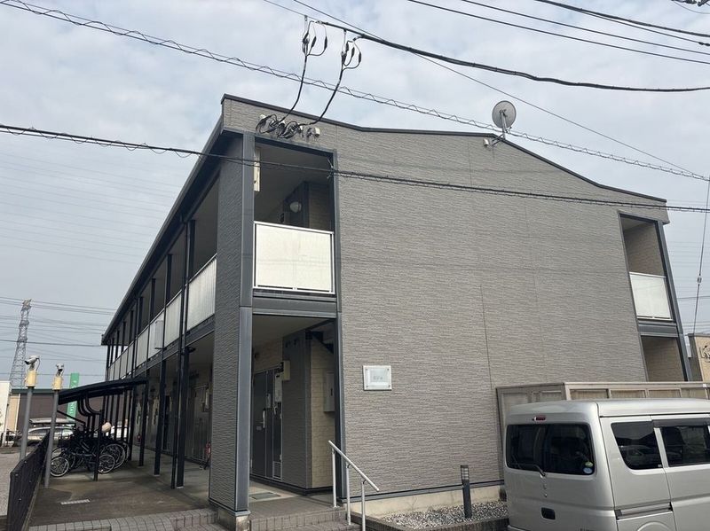 レオパレスビジュ 外観