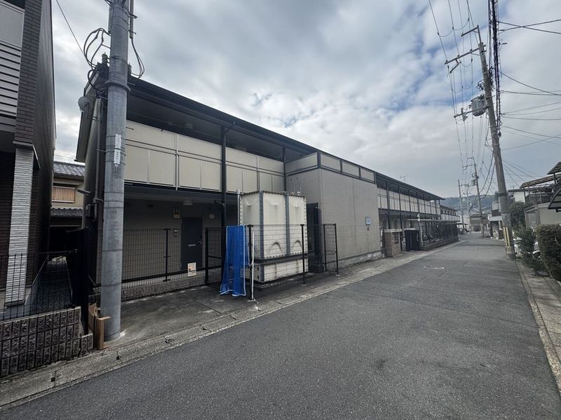 レオパレスボンマルシェ山科 外観