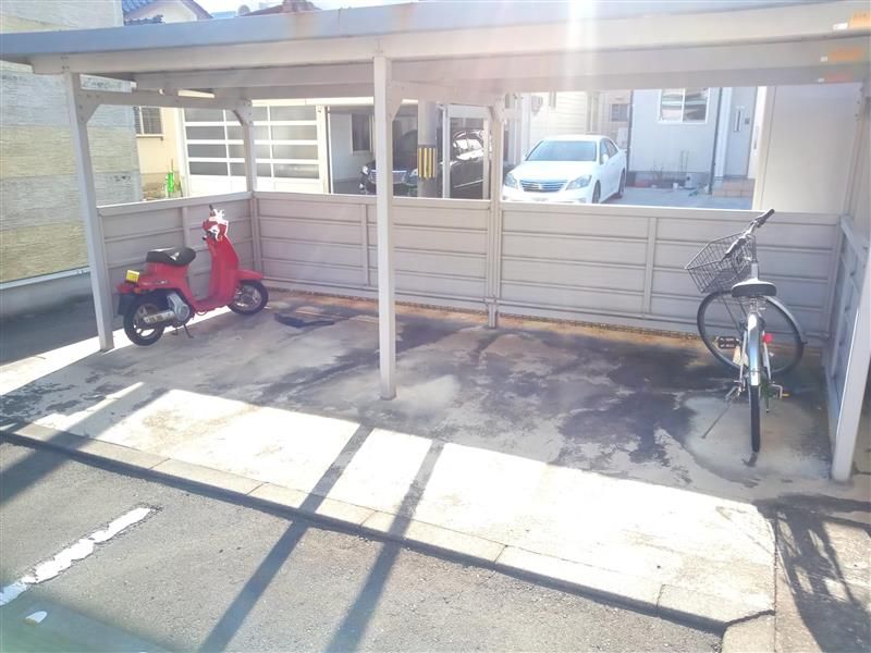 レオパレスアルル 共用部分