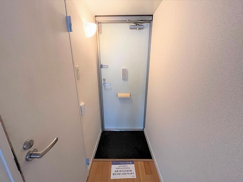 レオパレスメゾン伊東Ｃ 玄関