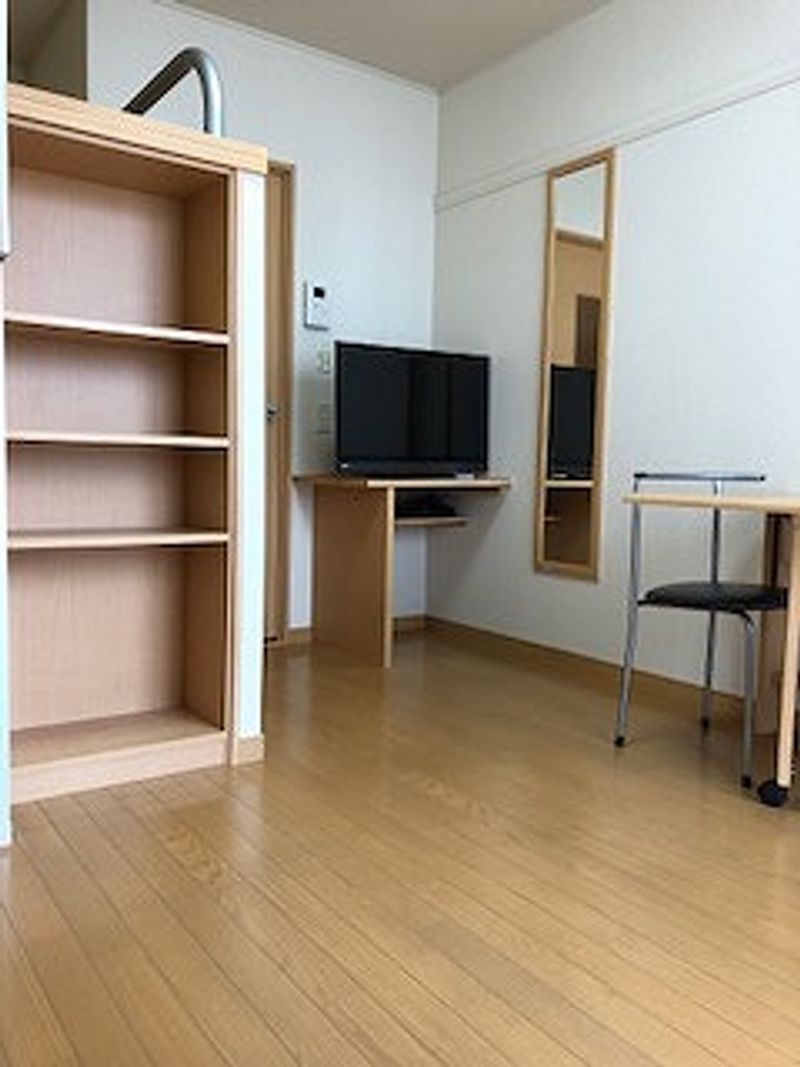 レオパレスクレードル 居間