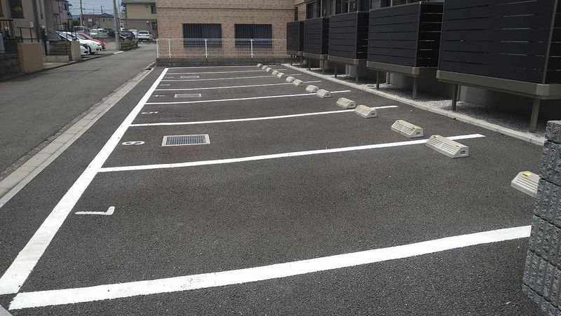 ミランダアルブルＳ 駐車場