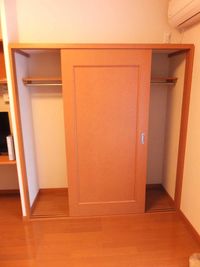 レオパレスとよおか 収納
