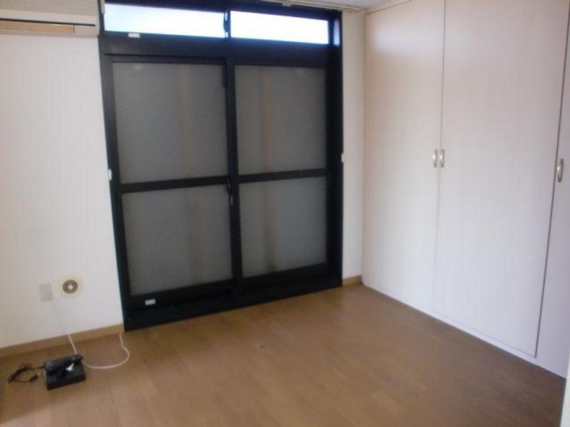 レオパレスシャルム 寝室