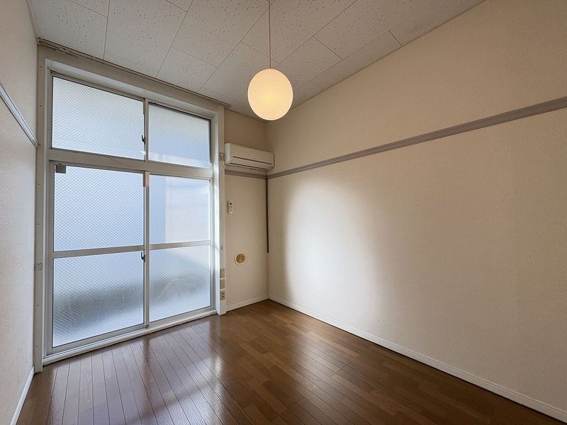 居間