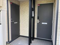 レオパレスチョイス 玄関