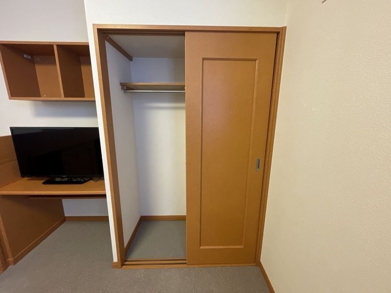 leopalace Satte East II 수납공간