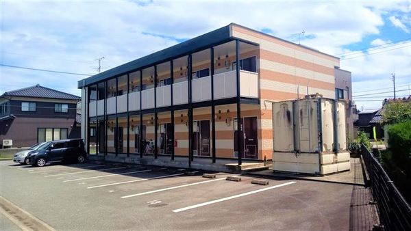 Bên ngoài leopalace Sendai B