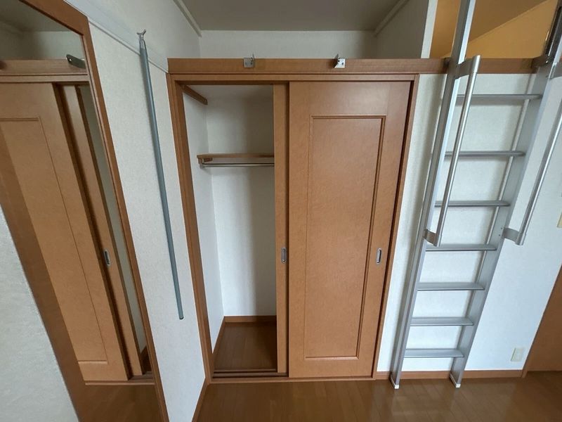 レオパレスゆげたⅡ 収納