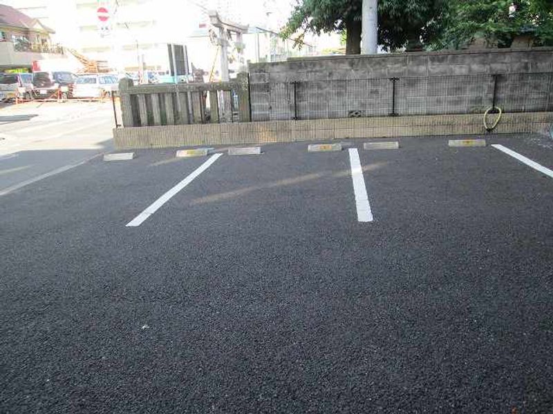 レオパレス正楓Ⅱ 駐車場