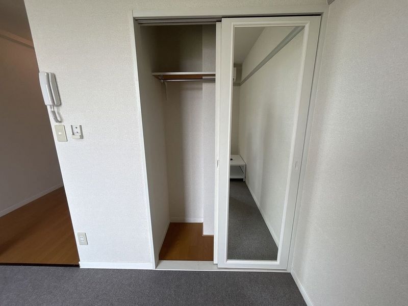 レオパレスブルースカイⅠ 収納