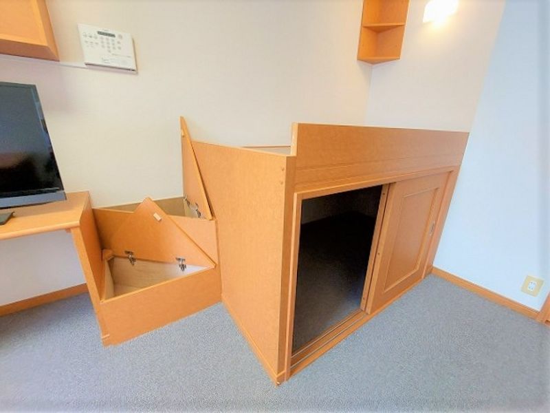 レオパレス多布施 収納