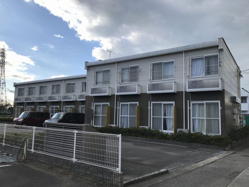 レオパレスカマン　オレイエ 外観
