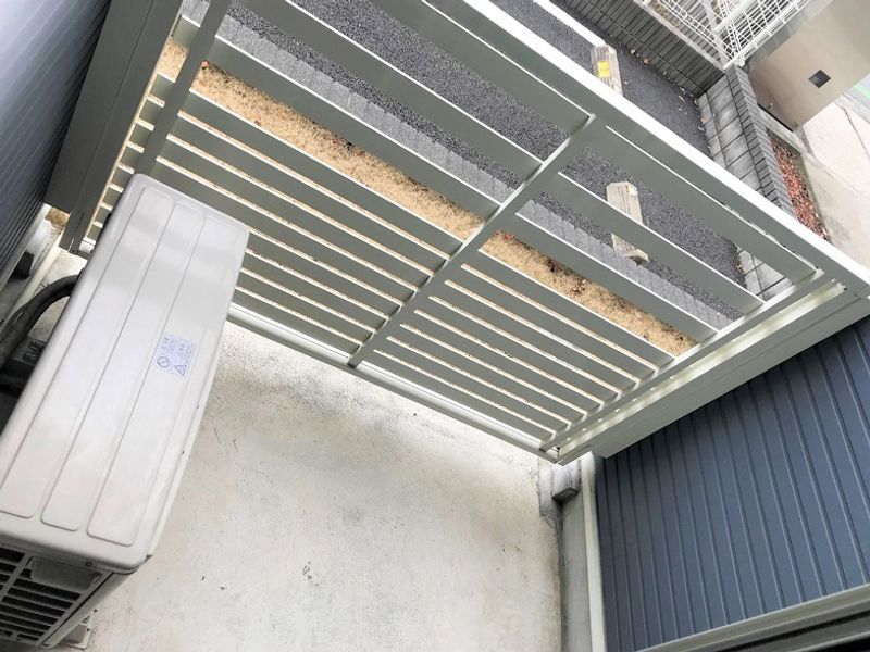 LEONEXT Salire III Balcony