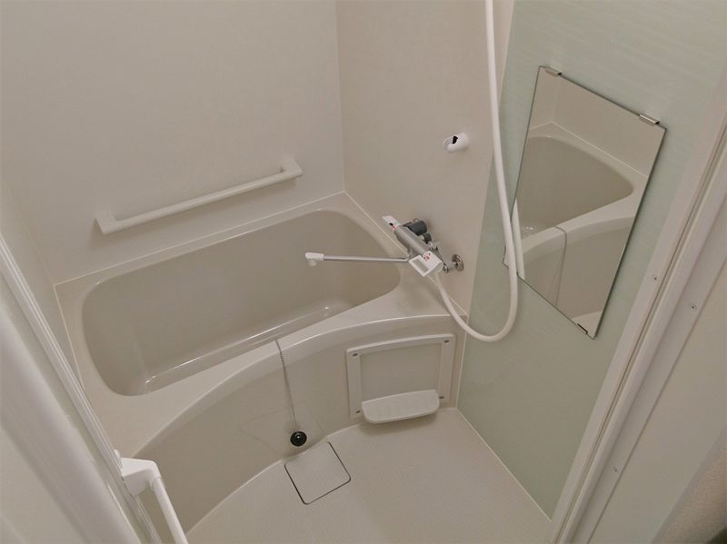 MIRANDA Bonheur N Bathroom