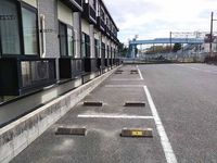 レオパレスアミティエ 駐車場